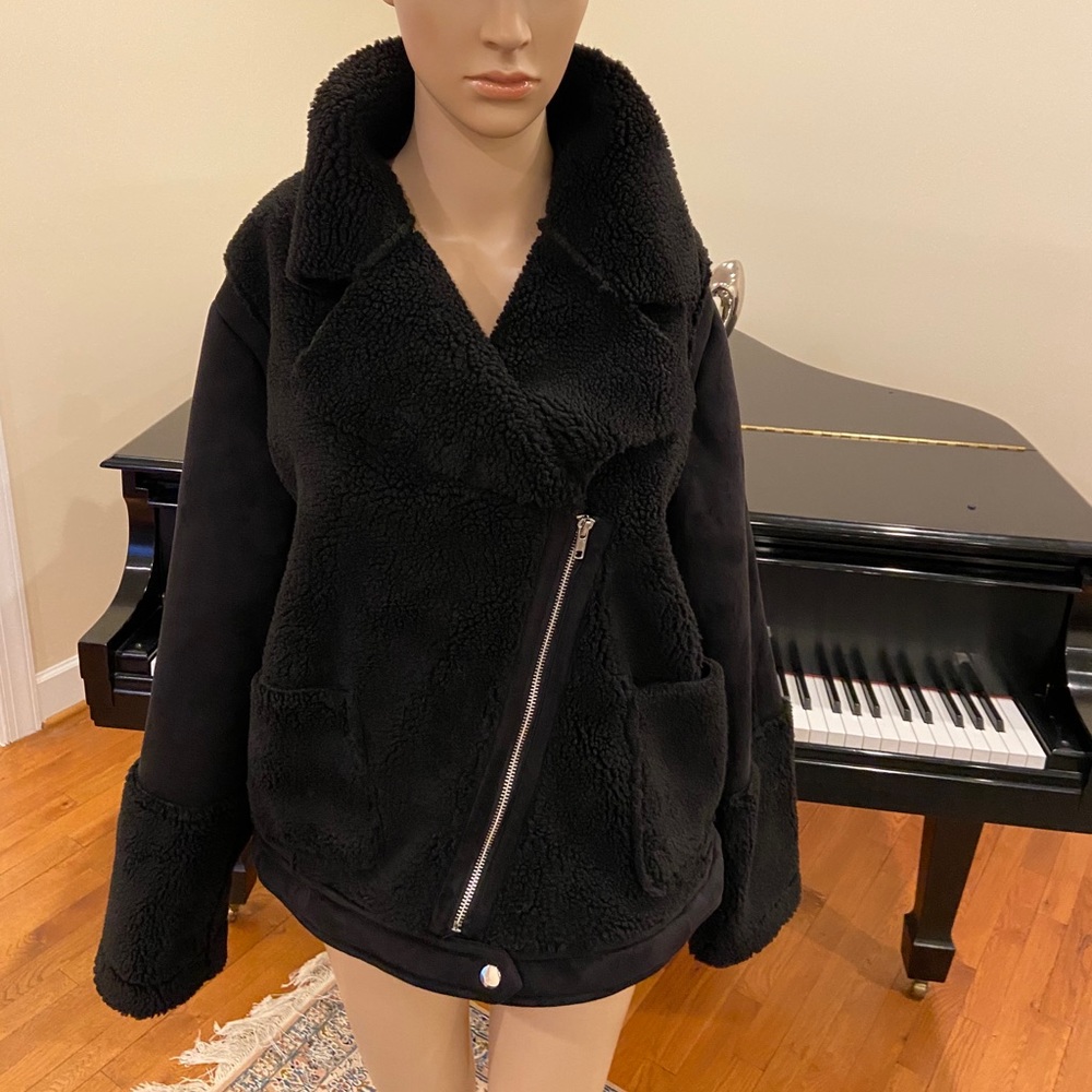 NWT Luxury Winter Minimalist Catherine Malandrino Faux Shearling  Jacket - Picture 5 of 16